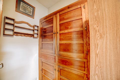 Tiny photo for 300 N Axtel Avenue, Milford, IL 60953 (MLS # 12501330)