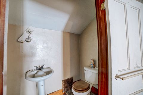 Tiny photo for 300 N Axtel Avenue, Milford, IL 60953 (MLS # 12501330)