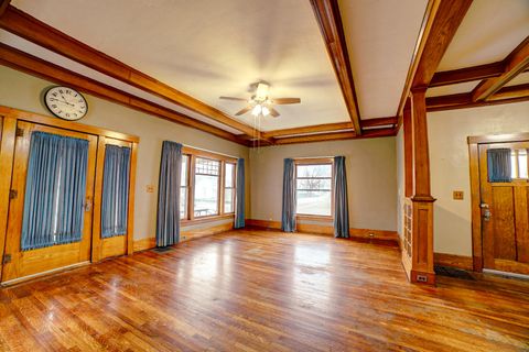 Tiny photo for 300 N Axtel Avenue, Milford, IL 60953 (MLS # 12501330)