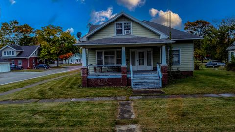 300 N Axtel Avenue, Milford, IL 60953 - #: 12501330