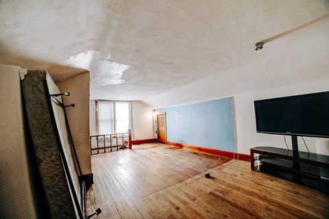 Tiny photo for 300 N Axtel Avenue, Milford, IL 60953 (MLS # 12501330)