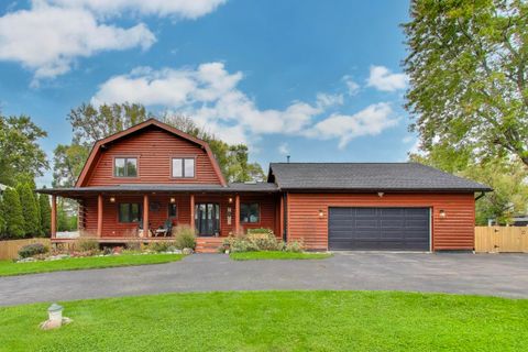 Photo of 20473 N Plum Grove Road, Palatine, IL 60074 (MLS # 12577962)