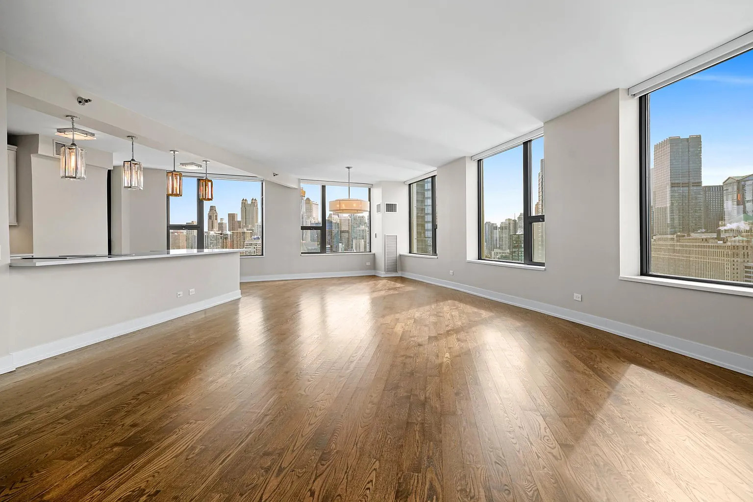 501 N Clinton Street 2903
