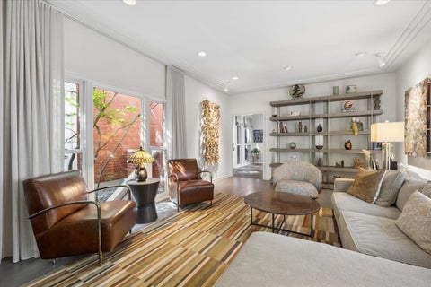 Tiny photo for 2452 N Janssen Avenue, Chicago, IL 60614 (MLS # 12709204)