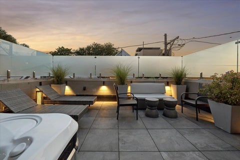 Tiny photo for 2452 N Janssen Avenue, Chicago, IL 60614 (MLS # 12709204)