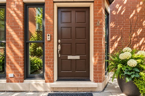 Tiny photo for 2452 N Janssen Avenue, Chicago, IL 60614 (MLS # 12709204)