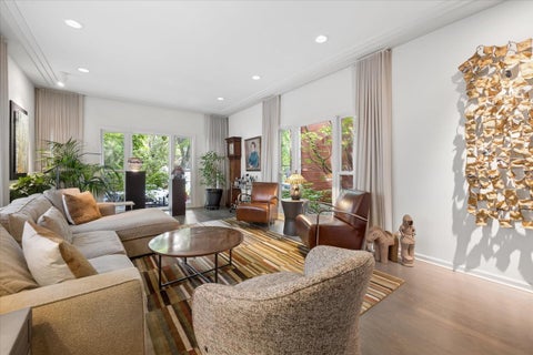 Tiny photo for 2452 N Janssen Avenue, Chicago, IL 60614 (MLS # 12709204)