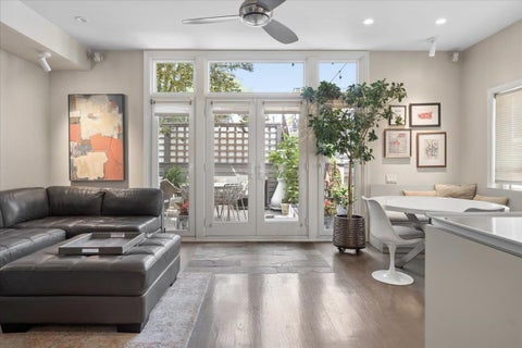 Tiny photo for 2452 N Janssen Avenue, Chicago, IL 60614 (MLS # 12709204)