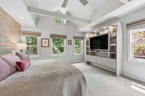 Tiny photo for 2452 N Janssen Avenue, Chicago, IL 60614 (MLS # 12709204)