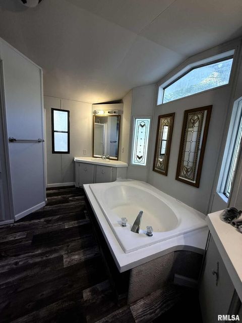 Tiny photo for 73 Grassy, Carbondale, IL 62901 (MLS # QC4267559)