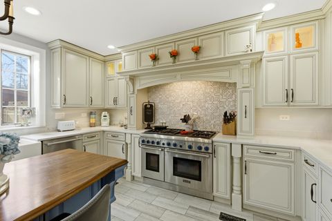 Tiny photo for 1430 Keystone Avenue, River Forest, IL 60305 (MLS # 12575141)