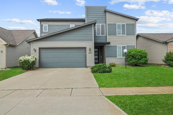 3209 STANLEY LN, CHAMPAIGN, IL 61822 - Image 7897590183df4e92ef0e5a49ceb3a7a5/306813448