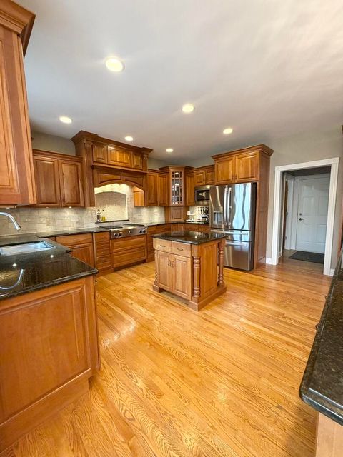 Tiny photo for 822 Waters Edge Drive, South Elgin, IL 60177 (MLS # 12619584)