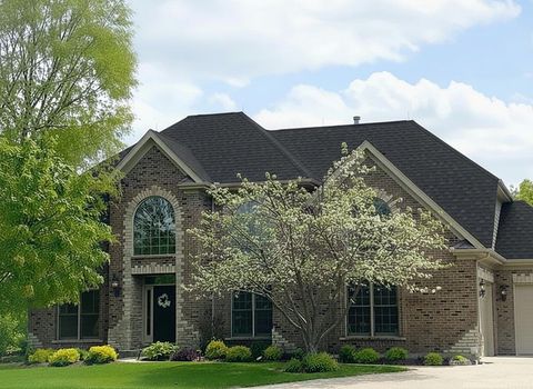 Photo of 822 Waters Edge Drive, South Elgin, IL 60177 (MLS # 12619584)
