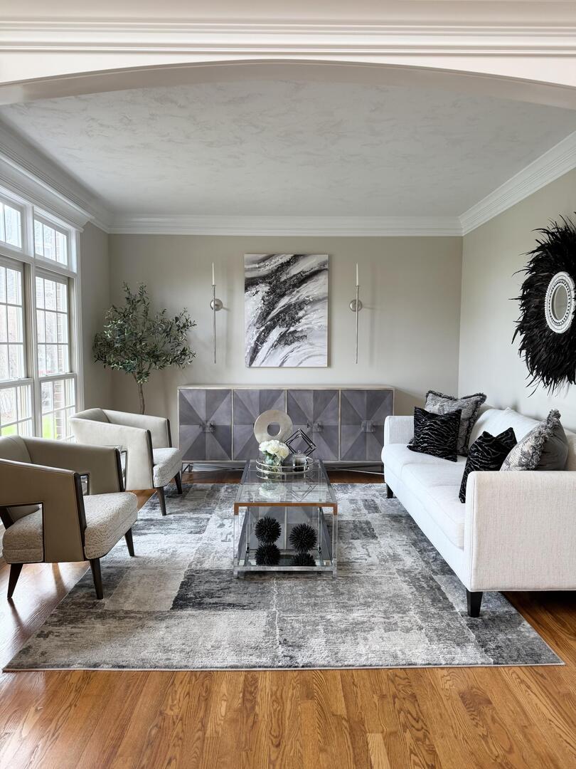 822 Waters Edge Drive