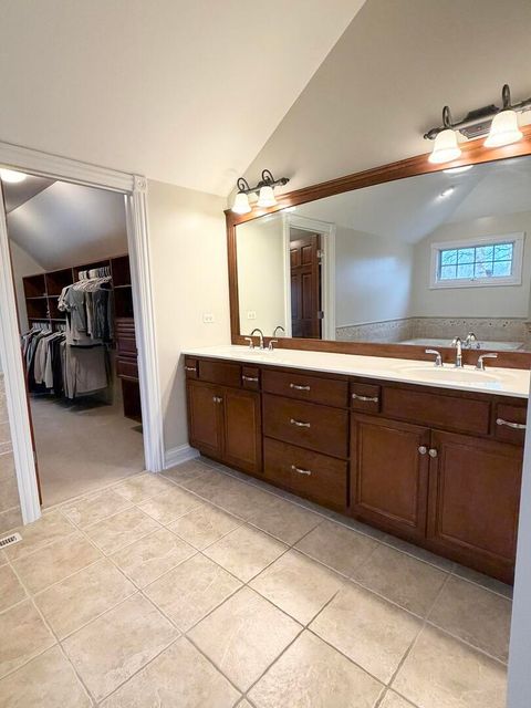 Tiny photo for 822 Waters Edge Drive, South Elgin, IL 60177 (MLS # 12619584)