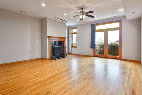 Tiny photo for 641 E Pershing Avenue #301, Chicago, IL 60653 (MLS # 12722570)