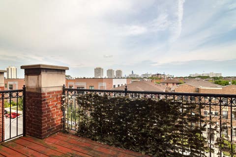 Tiny photo for 641 E Pershing Avenue #301, Chicago, IL 60653 (MLS # 12722570)