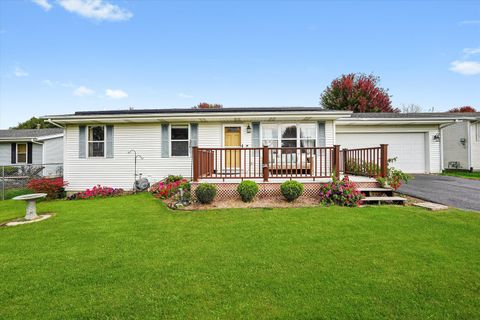 115 Shadowbrook Drive Capron IL 61012