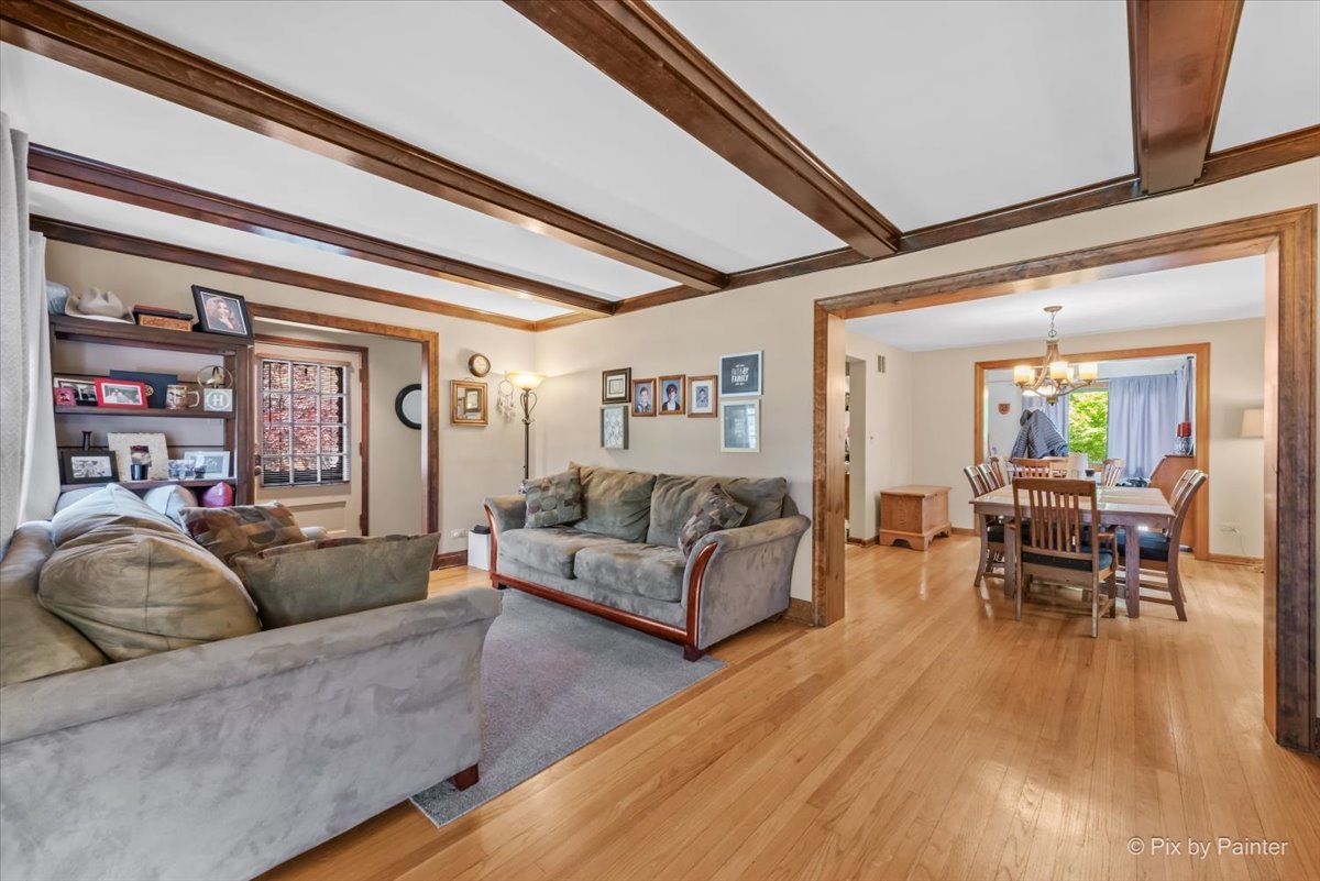 335 Arlington Road
