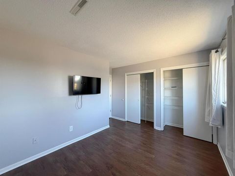 Tiny photo for 760 E Iowa St Street #2A, Eldridge, IA 52748 (MLS # 100000582)