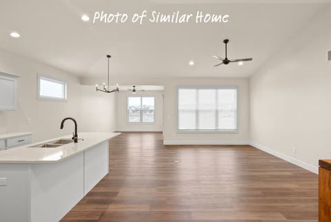 Tiny photo for 604 15TH Street N, Leclaire, IA 52753 (MLS # 12685901)