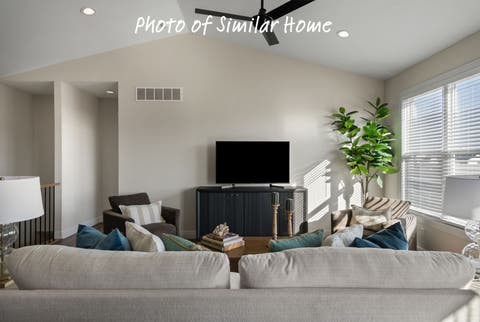 Tiny photo for 604 15TH Street N, Leclaire, IA 52753 (MLS # 12685901)