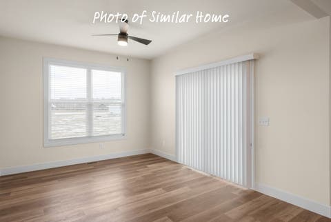Tiny photo for 604 15TH Street N, Leclaire, IA 52753 (MLS # 12685901)