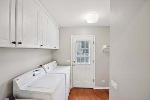 Tiny photo for 1028 Highland Lane, Glenview, IL 60025 (MLS # 12579467)