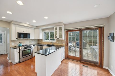 Tiny photo for 1028 Highland Lane, Glenview, IL 60025 (MLS # 12579467)