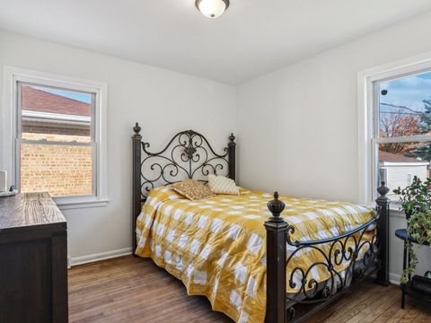 Tiny photo for 533 50th Avenue, Bellwood, IL 60104 (MLS # 12514603)