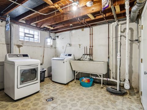 Tiny photo for 533 50th Avenue, Bellwood, IL 60104 (MLS # 12514603)