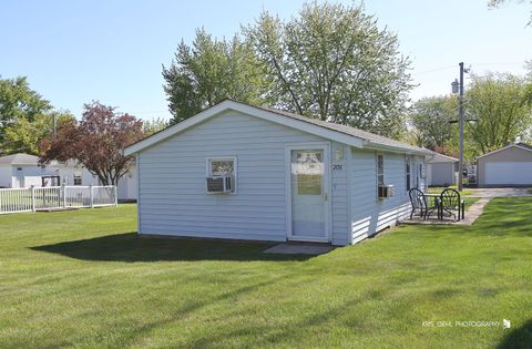 Photo of 2031 Gilboa Avenue, Zion, IL 60099 (MLS # 12649198)