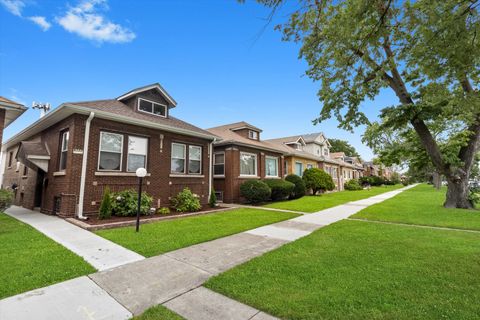 Photo of 7646 S Wabash Avenue, Chicago, IL 60619 (MLS # 12493448)