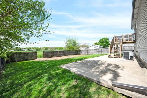 Tiny photo for 6 Fuller Court, Bloomington, IL 61705 (MLS # 12606958)