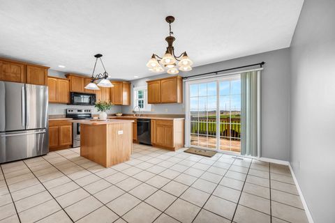 Tiny photo for 6 Fuller Court, Bloomington, IL 61705 (MLS # 12606958)