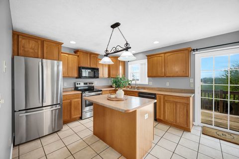 Tiny photo for 6 Fuller Court, Bloomington, IL 61705 (MLS # 12606958)