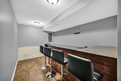 Tiny photo for 6 Fuller Court, Bloomington, IL 61705 (MLS # 12606958)