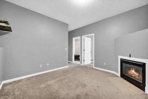 Tiny photo for 6 Fuller Court, Bloomington, IL 61705 (MLS # 12606958)