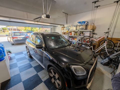 Tiny photo for 2015 Tree Farm Court, Buffalo Grove, IL 60089 (MLS # 12507377)