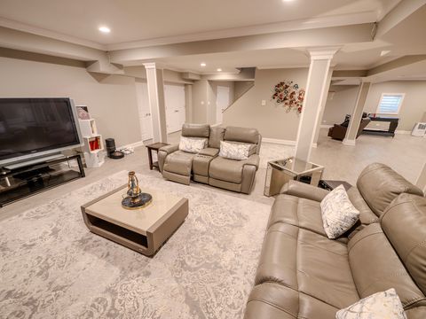 Tiny photo for 2015 Tree Farm Court, Buffalo Grove, IL 60089 (MLS # 12507377)