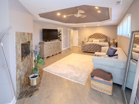 Tiny photo for 2015 Tree Farm Court, Buffalo Grove, IL 60089 (MLS # 12507377)