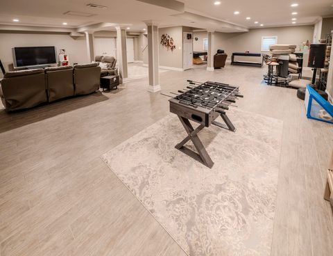 Tiny photo for 2015 Tree Farm Court, Buffalo Grove, IL 60089 (MLS # 12507377)