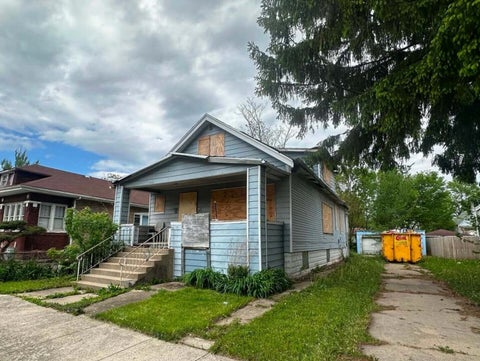 Photo of 11941 S La Salle Street, Chicago, IL 60628 (MLS # 12770960)