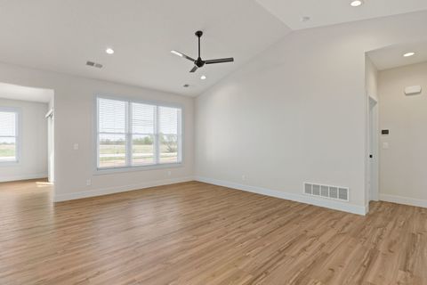 Tiny photo for 1 FRANK Court, Le Claire, IA 52753 (MLS # 12550570)