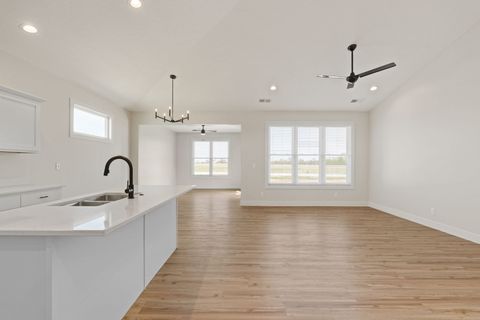 Tiny photo for 1 FRANK Court, Le Claire, IA 52753 (MLS # 12550570)