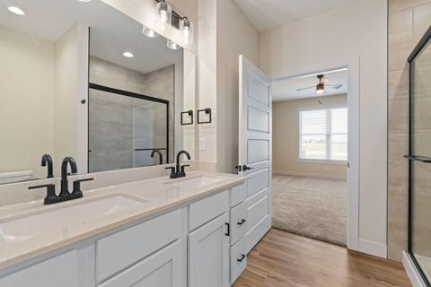 Tiny photo for 1 FRANK Court, Le Claire, IA 52753 (MLS # 12550570)