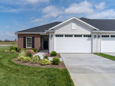 Photo of 1 FRANK Court, Le Claire, IA 52753 (MLS # 12550570)