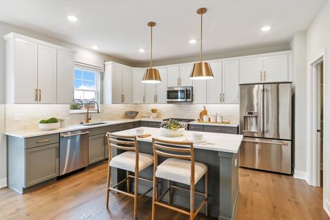 Tiny photo for 26332 W Sablewood Circle, Plainfield, IL 60585 (MLS # 12544805)