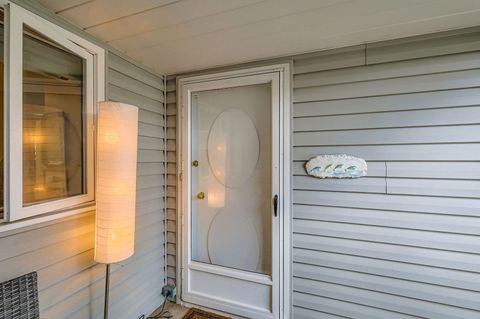 Tiny photo for 1440 Dennison Road, Hoffman Estates, IL 60169 (MLS # 12469977)